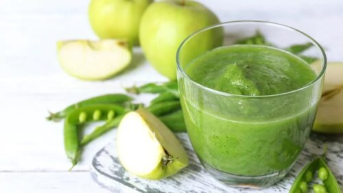 To Juice or To Blend? – Ros Hinchcliffe of Sandton Yoga Lounge shares her knowledge of this subject with us….
